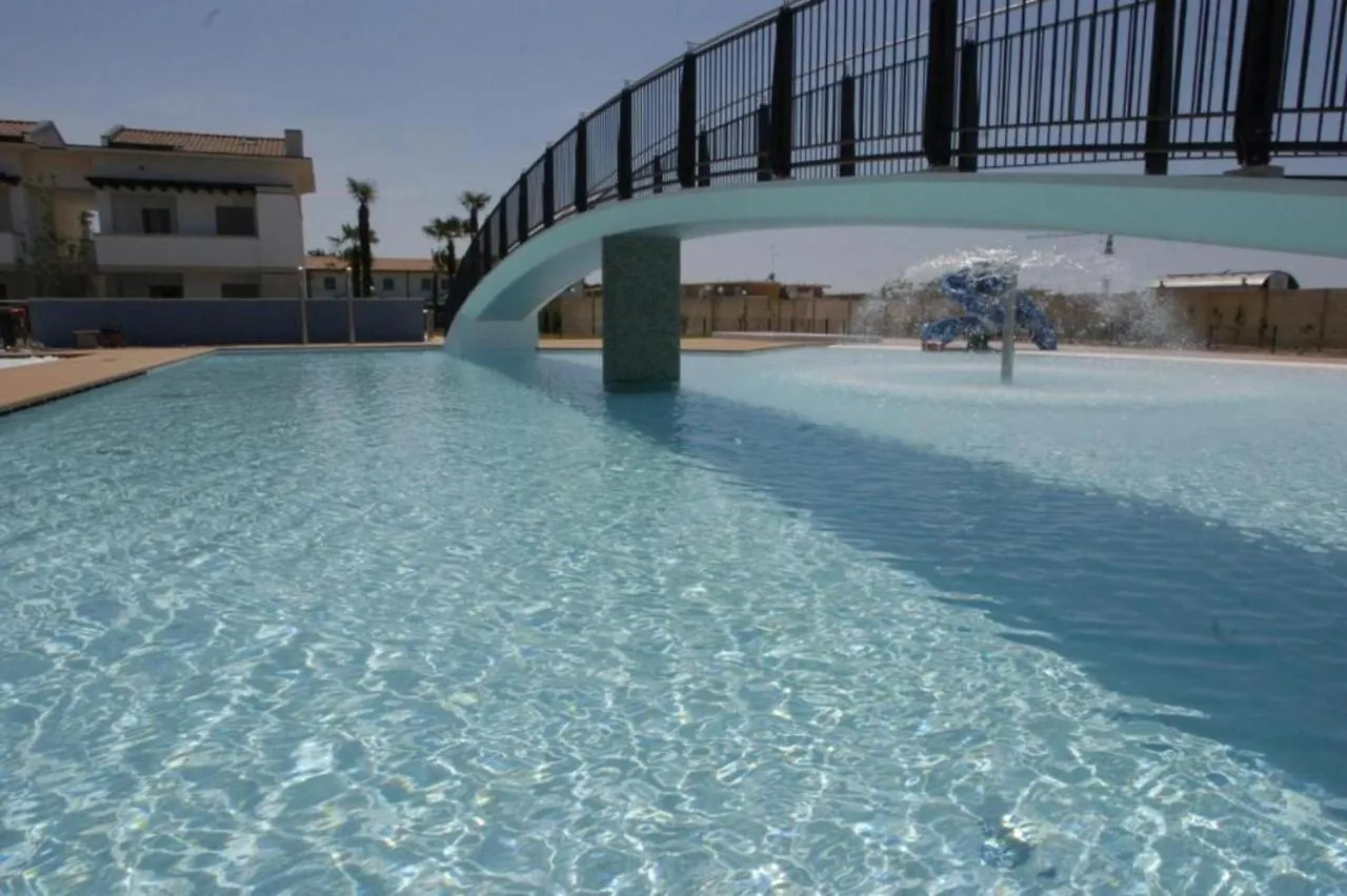Relaxing Apartment In A Village With Swimming Pool بيبيوني